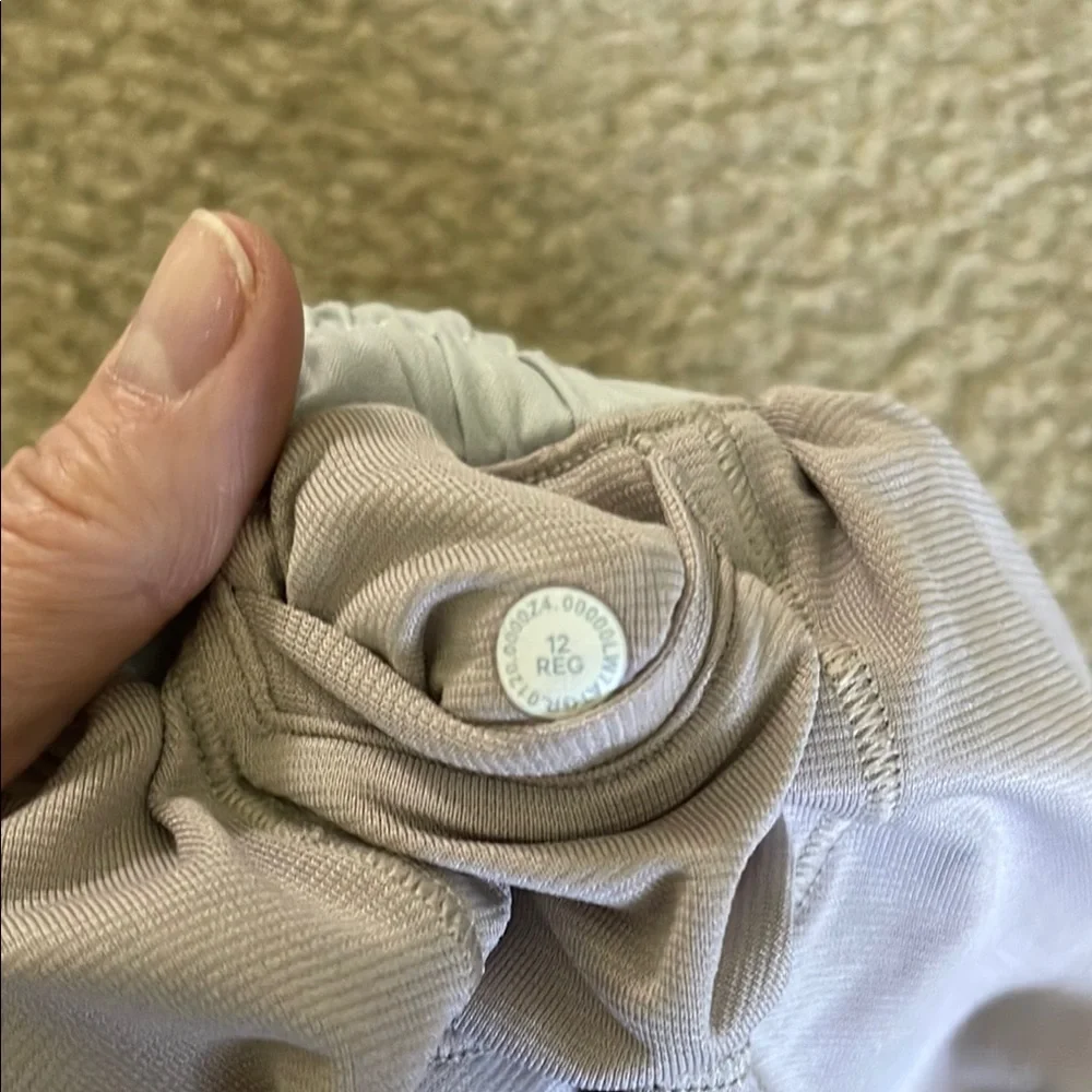 Lululemon Athletica Light Gray Athletic Shorts - Picture 3 of 5